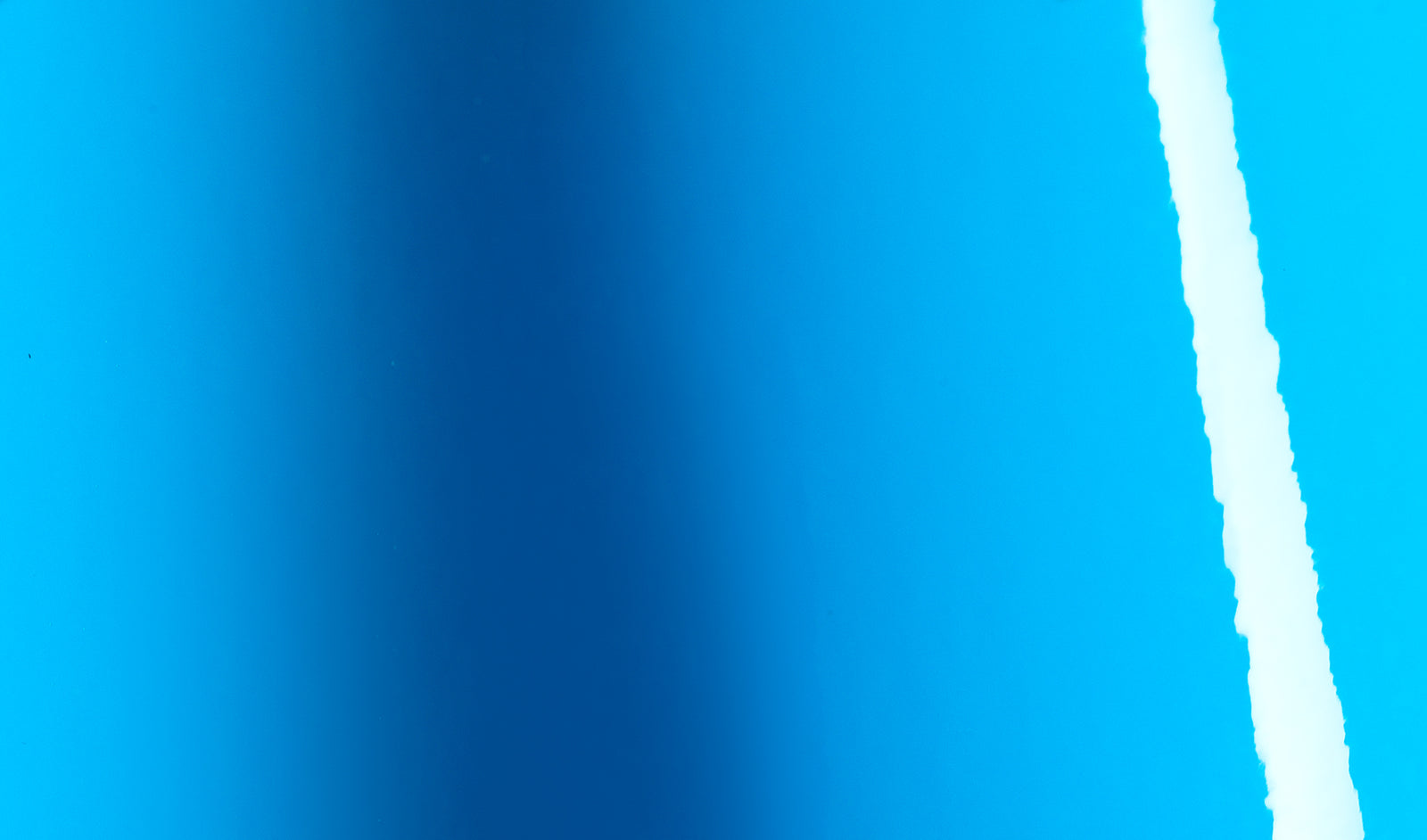 GLOSS LIGHT BLUE