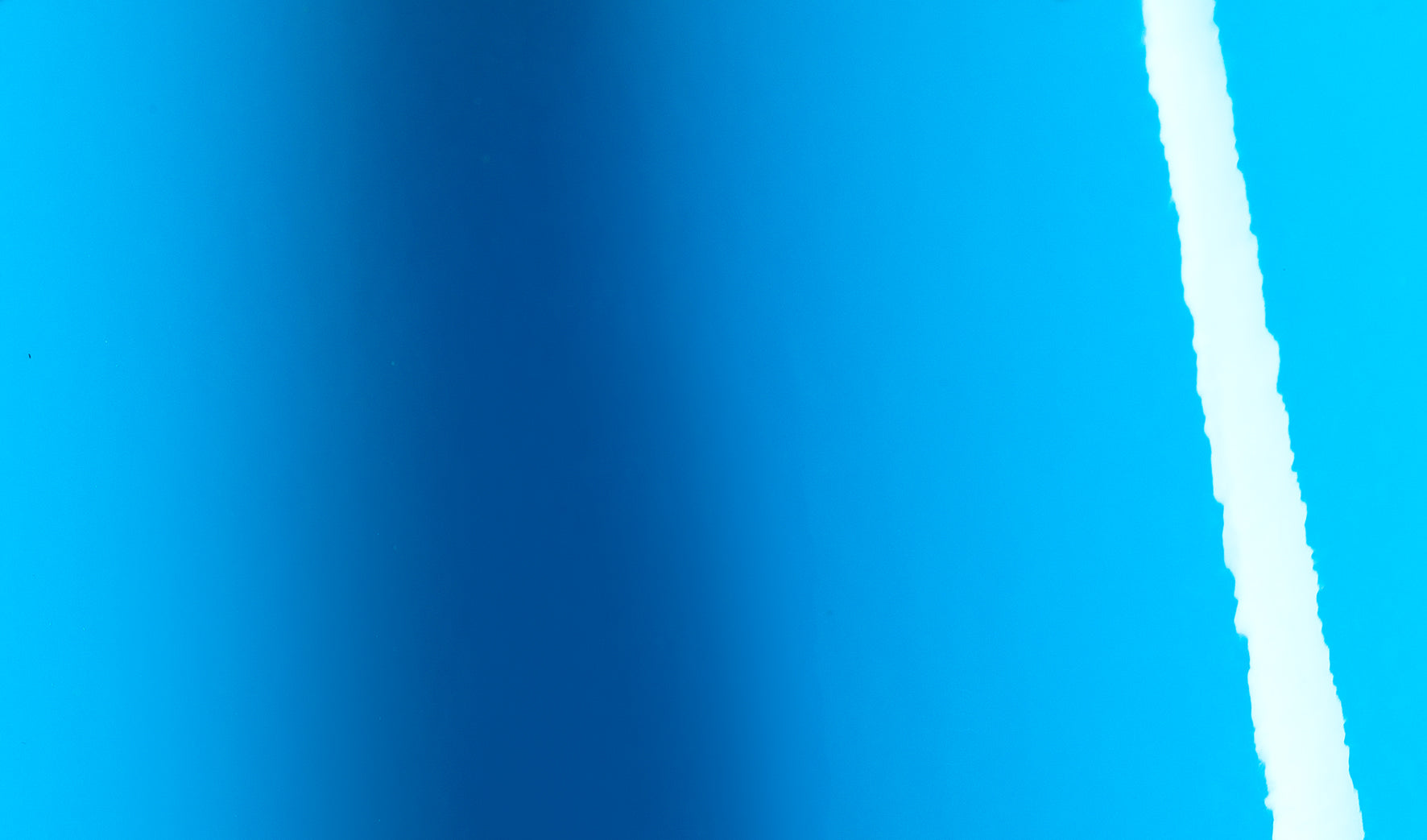 GLOSS LIGHT BLUE