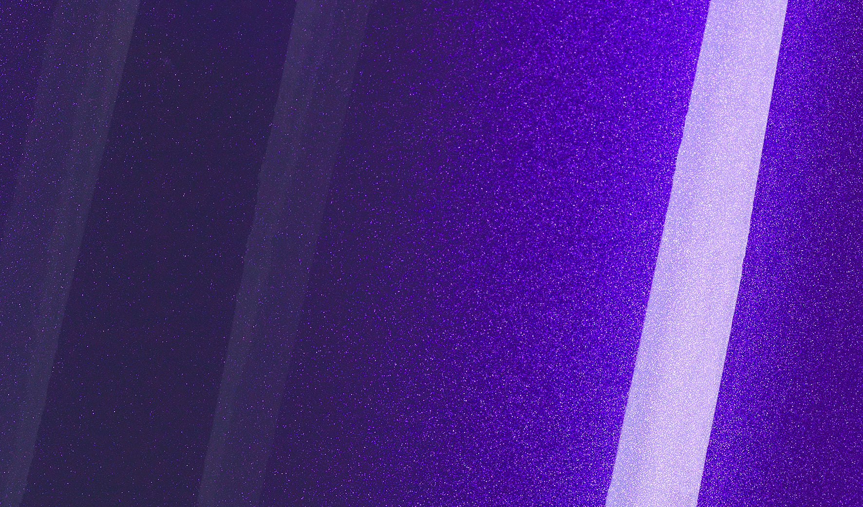 METALLIC VIBRANT VIOLET