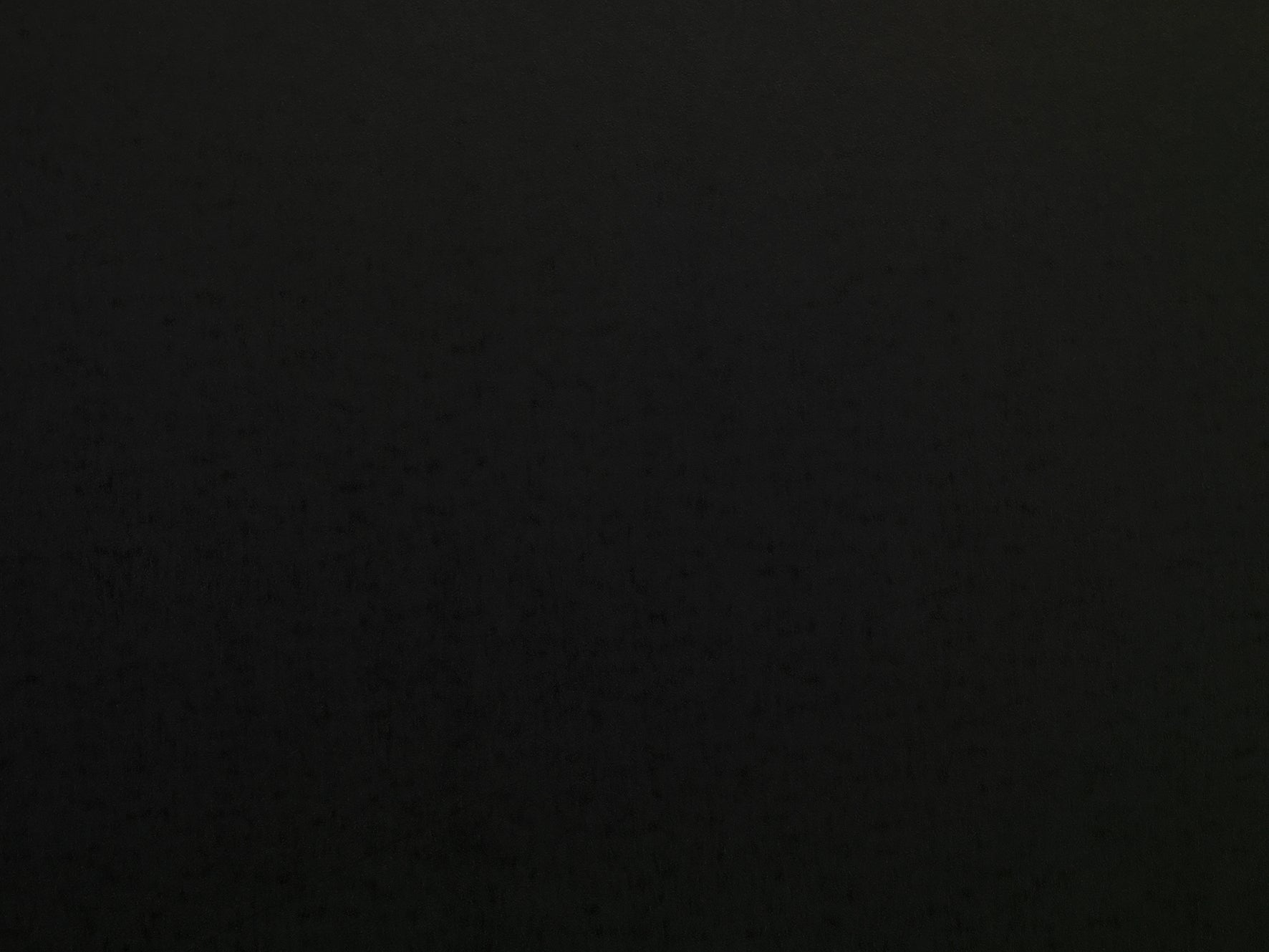 MATTE BLACK